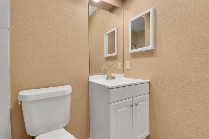44 E Mountain Creek Drive, Grand Prairie TX 75052 - Photo 10