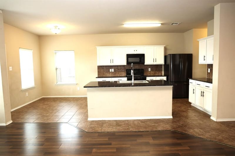 2135 Forest Meadow Drive, Princeton TX 75407 - Photo 10