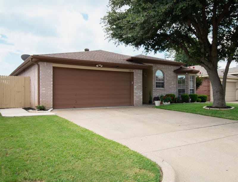 1363 Yorkshire Street # 2, Fort Worth TX 76134 - Photo 2
