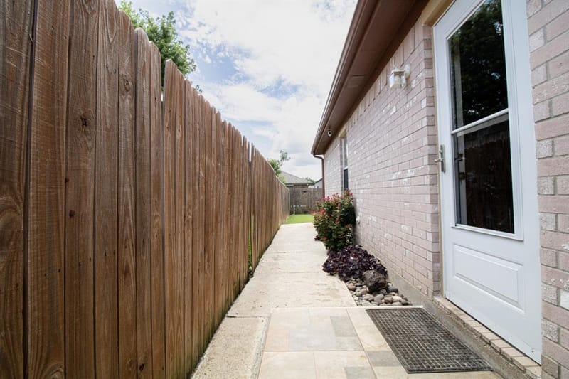 1363 Yorkshire Street # 2, Fort Worth TX 76134 - Photo 16