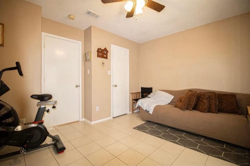 1363 Yorkshire Street # 2, Fort Worth TX 76134 - Photo 10