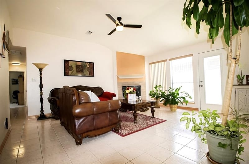 1363 Yorkshire Street # 2, Fort Worth TX 76134 - Photo 4