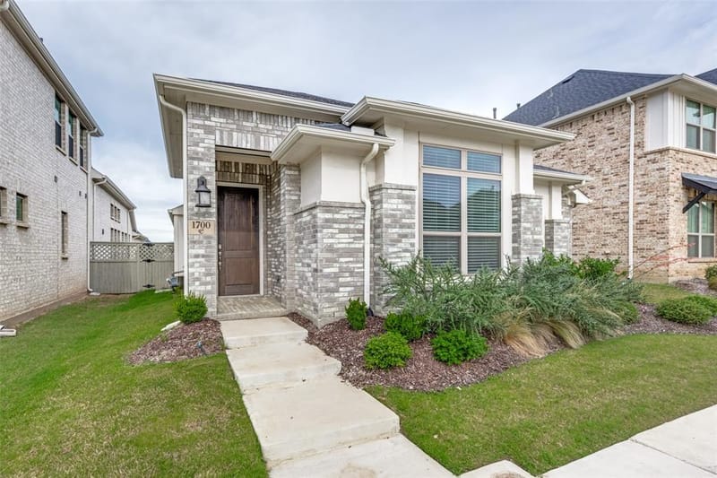 1700 Bonsmara Drive, Northlake TX 76247