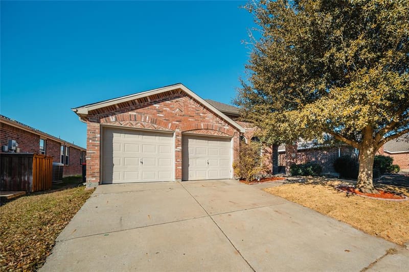 116 Birdbrook Drive, Anna TX 75409 - Photo 2