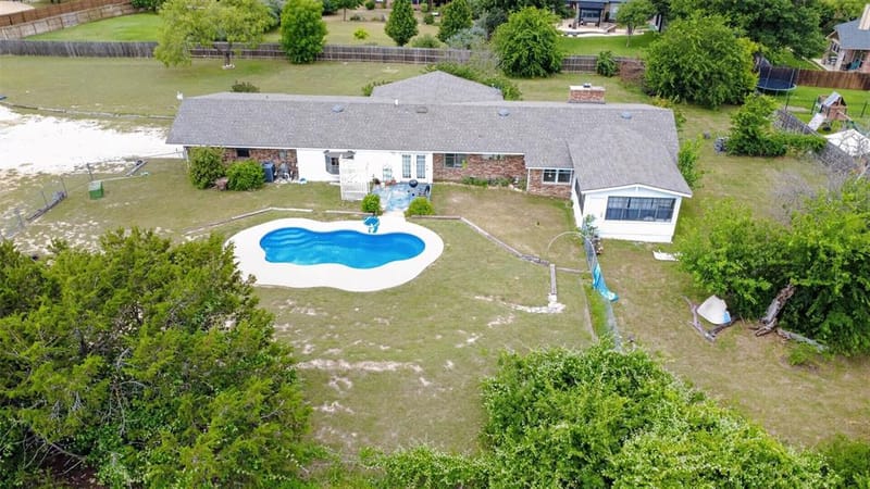 224 Billo Court, Weatherford TX 76087 - Photo 12