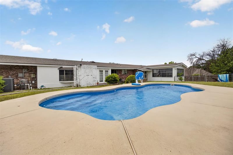 224 Billo Court, Weatherford TX 76087 - Photo 9