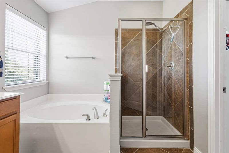 1530 Biltmore Lane, Irving TX 75063 - Photo 23