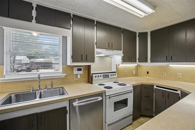 3040 June Drive, Dallas TX 75211 - Photo 13