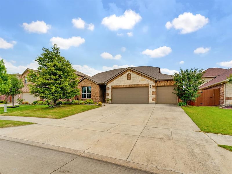 2012 Brenham Drive, Forney TX 75126