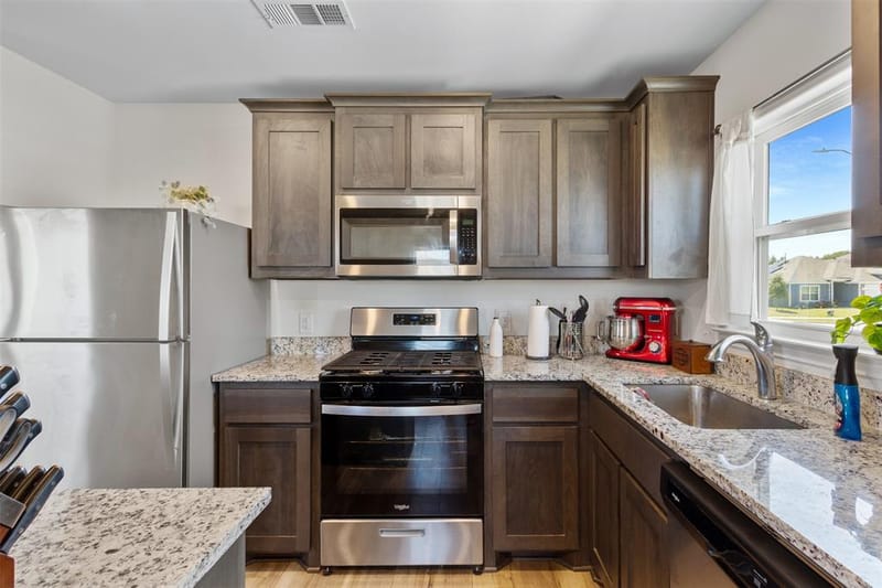 932 American Flyer Boulevard, Fort Worth TX 76108 - Photo 13