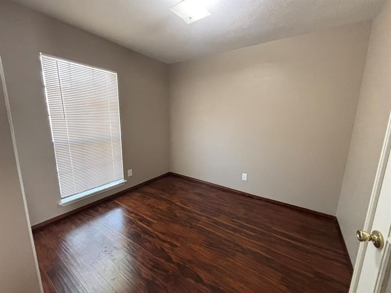 4121 Driscoll Drive, The Colony TX 75056 - Photo 6
