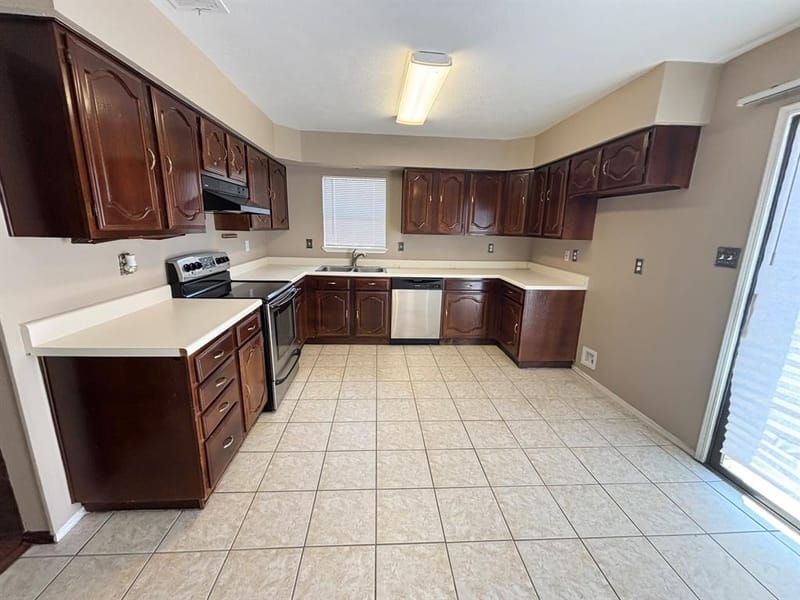 4121 Driscoll Drive, The Colony TX 75056 - Photo 3