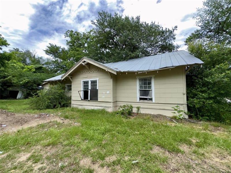 606 Houston Street, Sulphur Springs TX 75482 - Photo 3