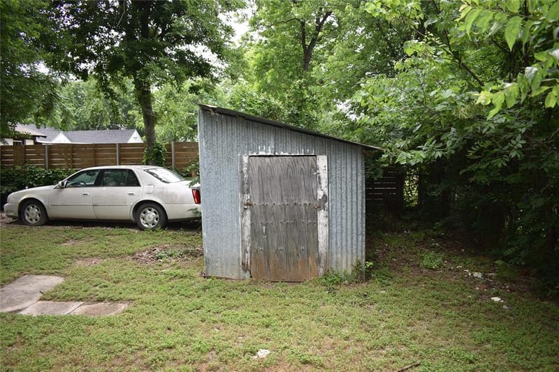 811 Buckalew Street, Dallas TX 75208 - Photo 33