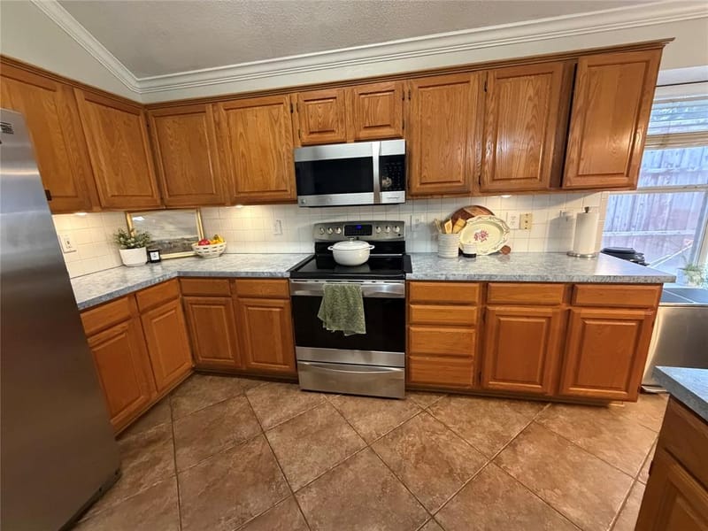 3208 Cliff Oaks Drive, Corinth TX 76210 - Photo 10