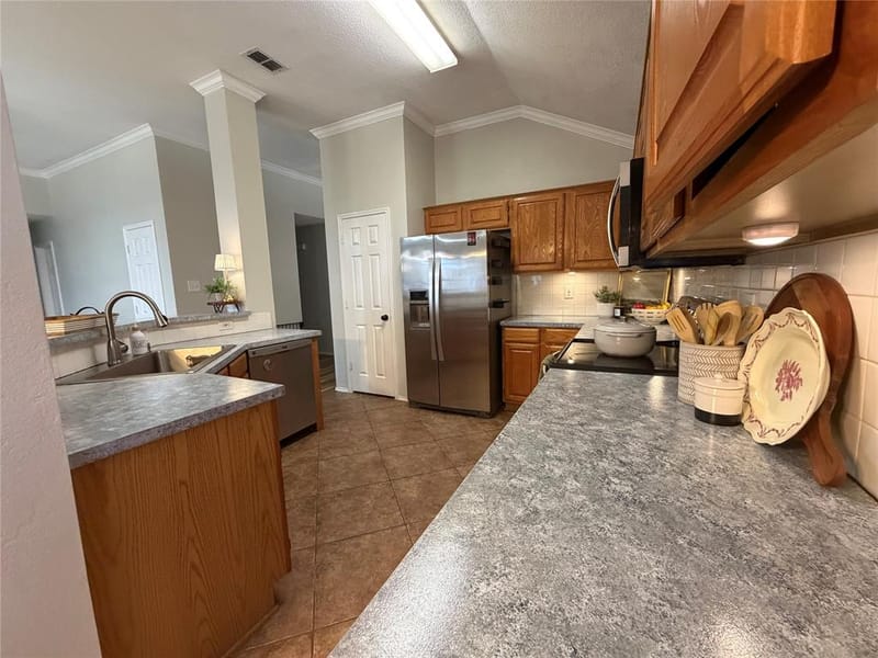 3208 Cliff Oaks Drive, Corinth TX 76210 - Photo 8