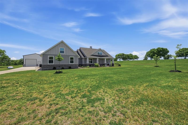662 Preakness Place Road, Van Alstyne TX 75495 - Photo 2