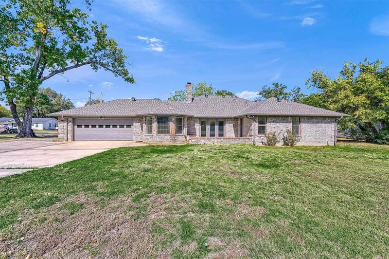 608 North Avenue, Whitesboro TX 76273 - Photo 8