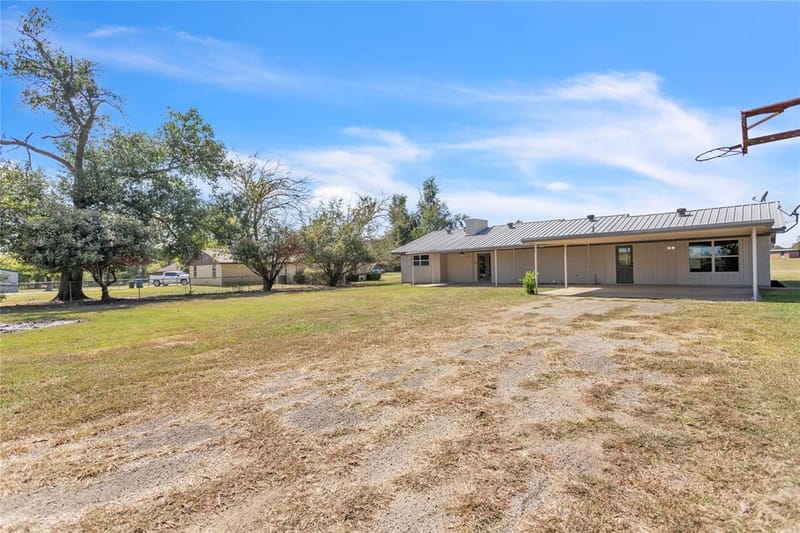 110 Twin Circle, Wortham TX 76693 - Photo 23