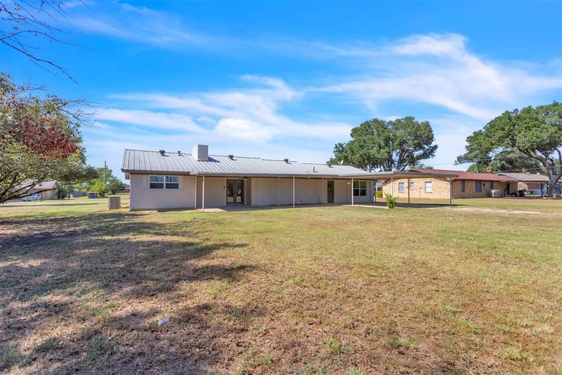 110 Twin Circle, Wortham TX 76693 - Photo 24