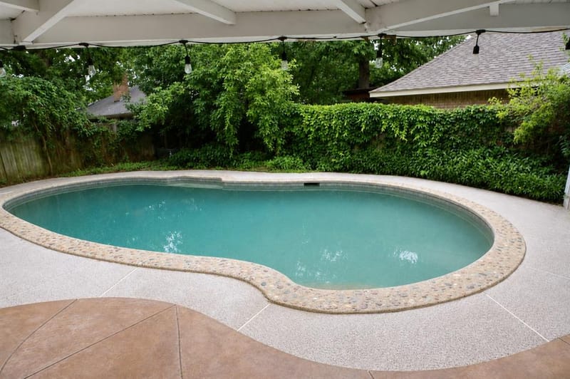 3302 Westgrove Drive, Arlington TX 76001 - Photo 2