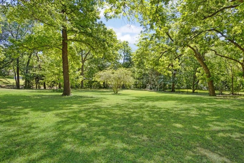 1000 Yorkshire Drive, Sherman TX 75092 - Photo 37