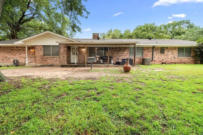 725 W BLAIR ST, Mineola TX 75773 - Photo 25