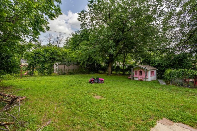 2529 Primrose Avenue, Fort Worth TX 76111 - Photo 6
