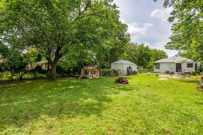 2529 Primrose Avenue, Fort Worth TX 76111 - Photo 7