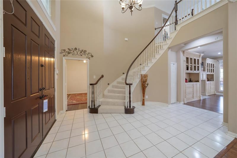 202 Brittany Drive, Coppell TX 75019 - Photo 3