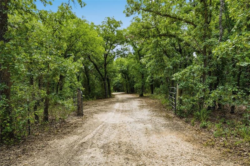 154 HCR 1217, Blum TX 76627 - Photo 25