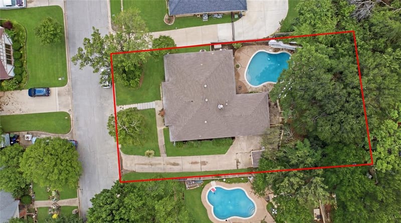237 Bradford Drive, Hurst TX 76053 - Photo 8