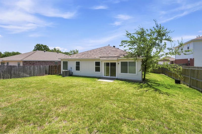 1409 Dundee Drive, Arlington TX 76002 - Photo 22