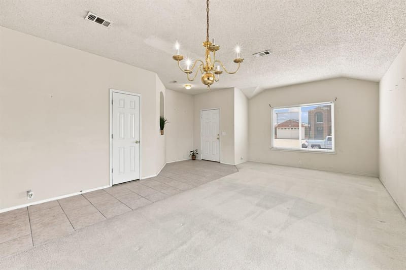 1409 Dundee Drive, Arlington TX 76002 - Photo 5