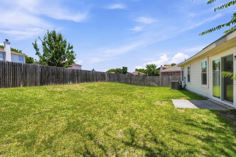 1409 Dundee Drive, Arlington TX 76002 - Photo 25