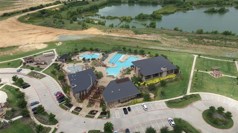 10916 Glover Lane, Aubrey TX 76227 - Photo 31