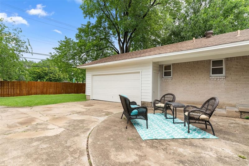 7103 Wake Forrest Drive, Dallas TX 75214 - Photo 23