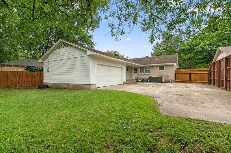 7103 Wake Forrest Drive, Dallas TX 75214 - Photo 22