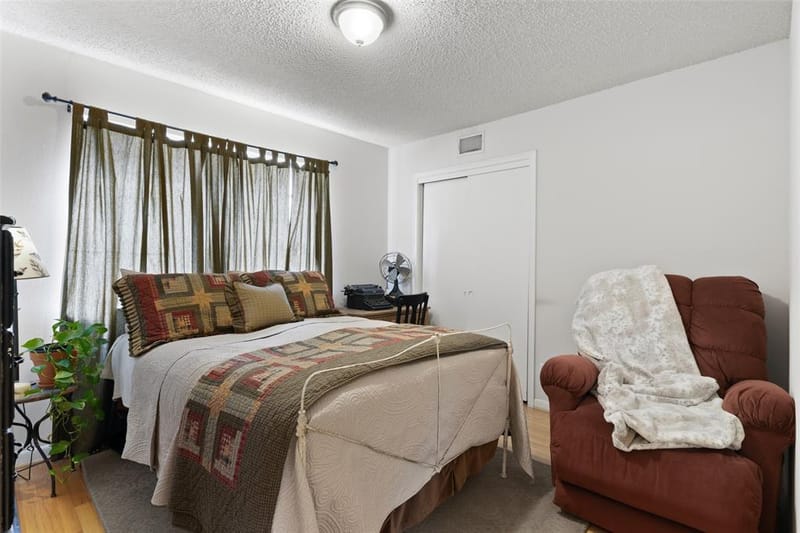7103 Wake Forrest Drive, Dallas TX 75214 - Photo 20