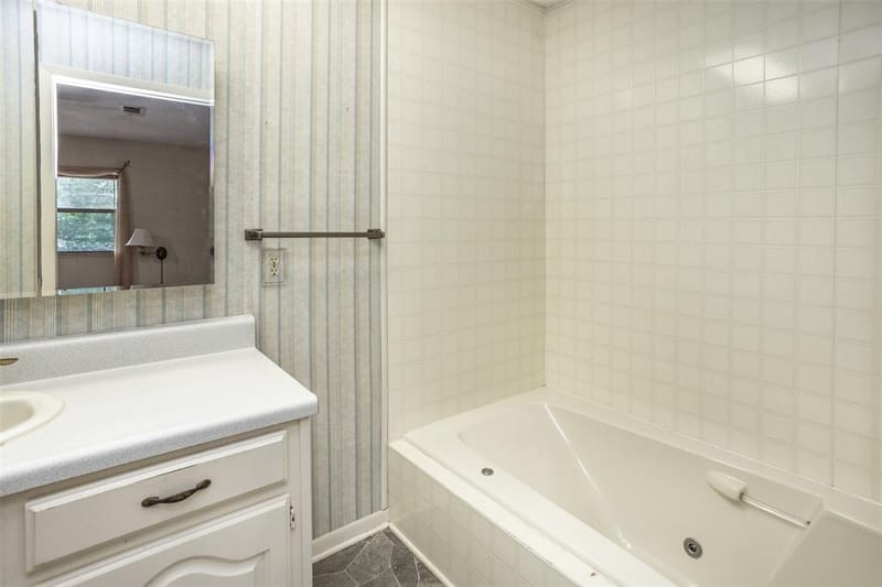 154 Parkview, Gainesville TX 76240 - Photo 29