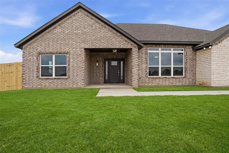 6720 county road 302, Grandview TX 76050 - Photo 3
