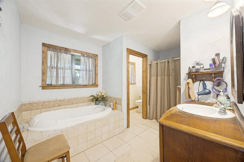 744 County Road 4910, Trenton TX 75490 - Photo 23