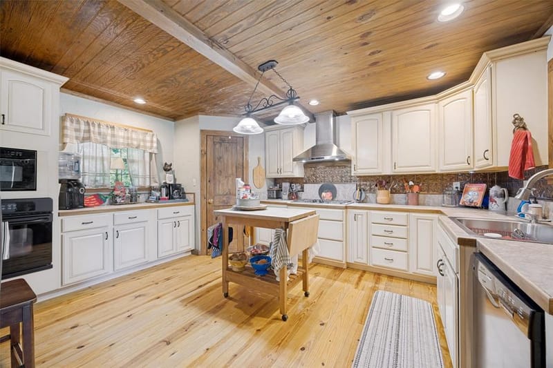 744 County Road 4910, Trenton TX 75490 - Photo 10