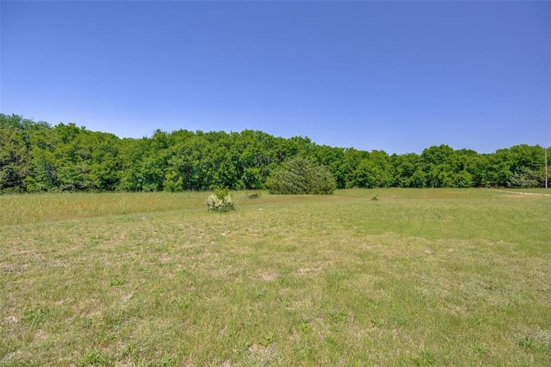 744 County Road 4910, Trenton TX 75490 - Photo 35