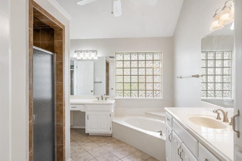 3317 Tiverton Court, Arlington TX 76001 - Photo 16