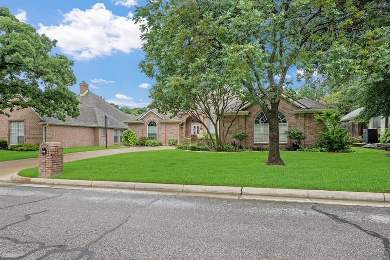 3317 Tiverton Court, Arlington TX 76001 - Photo 31