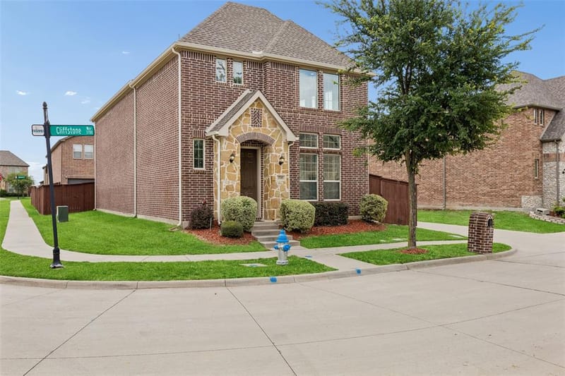 3709 Cliffstone Way, McKinney TX 75070 - Photo 2