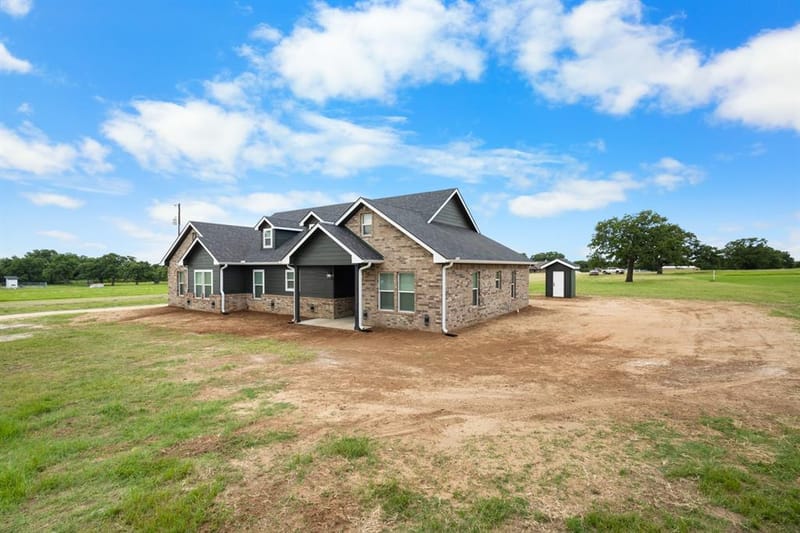 1446 Faulkner Road, Sunset TX 76270 - Photo 2