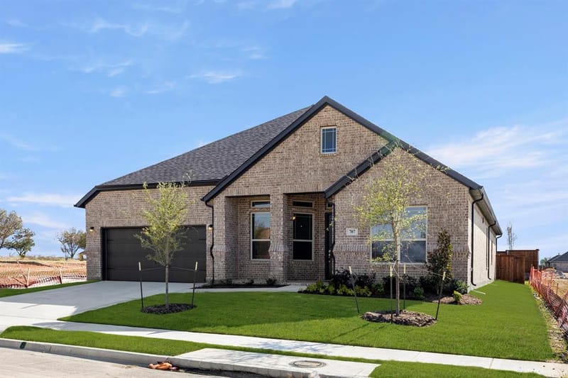 707 Brazos Drive, Van Alstyne TX 75495 - Photo 2