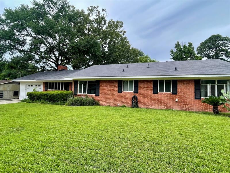 306 Wilder Place, Shreveport LA 71104 - Photo 2